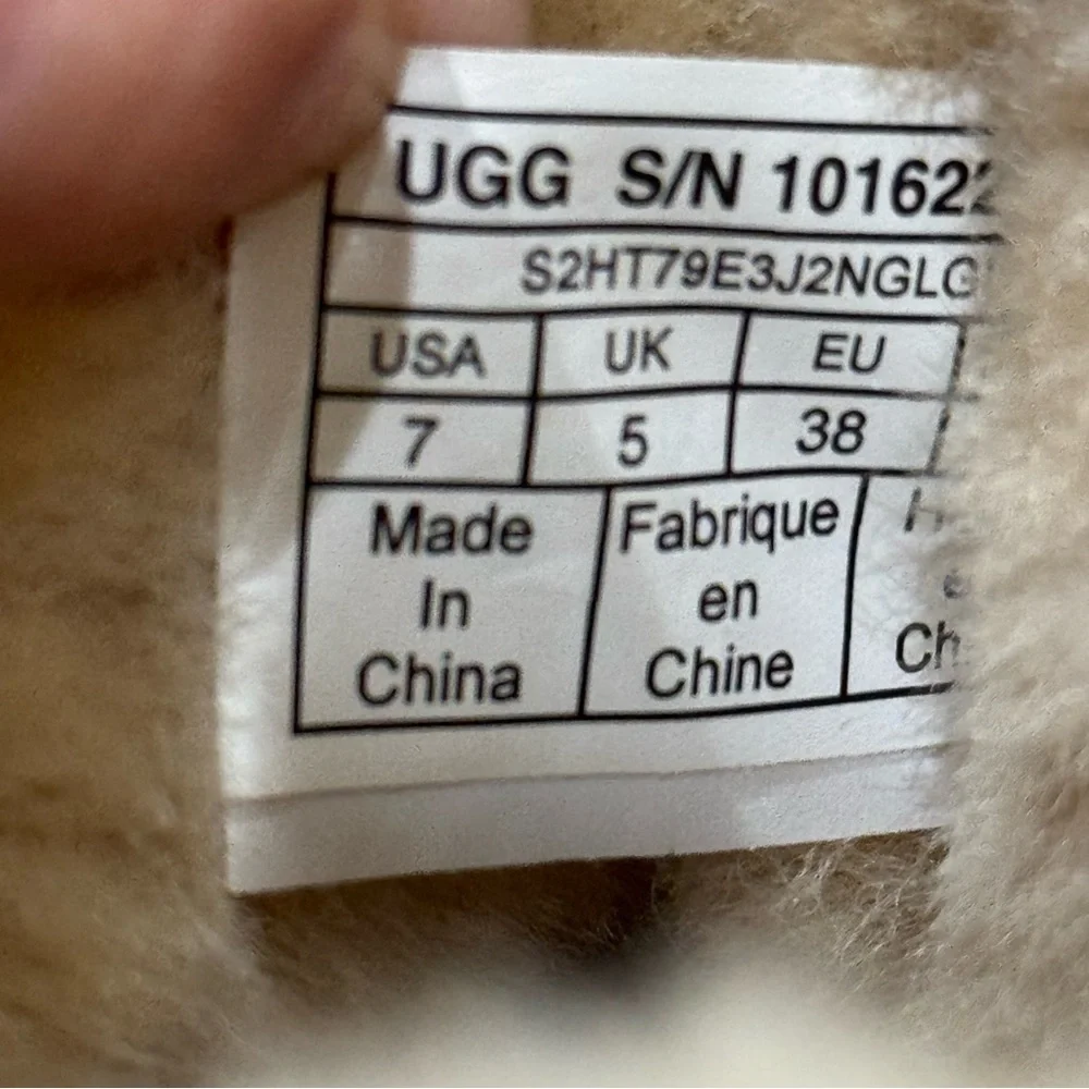 UGG Bailey Bow II Boots Size 7 Brown Chestnut Sheepskin - Picture 12 of 14